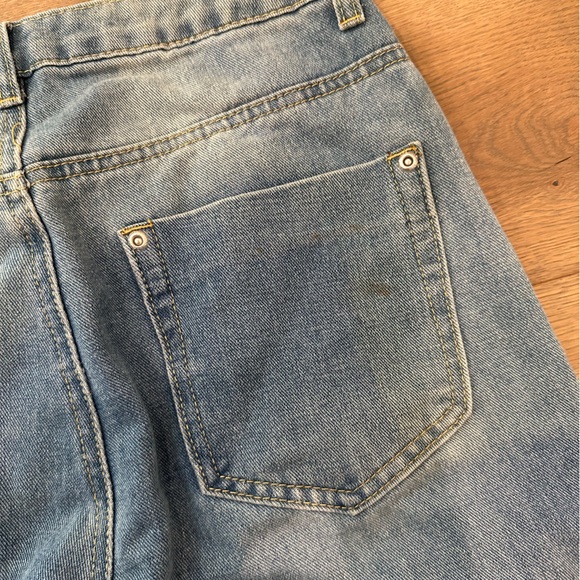 ⭐️ Nasty Gal Distressed Jeans - Picture 5 of 5